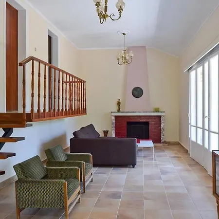 Villa Giorgia Tsoukalaíika